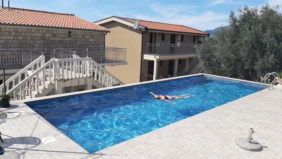 Апартаменты Apartments Dragišić Свети-Стефан-17