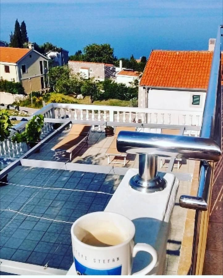 Апартаменты Apartments Dragišić Свети-Стефан