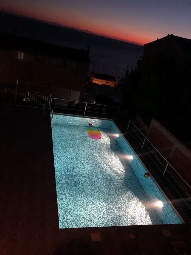 Апартаменты Apartments Dragišić Свети-Стефан-13